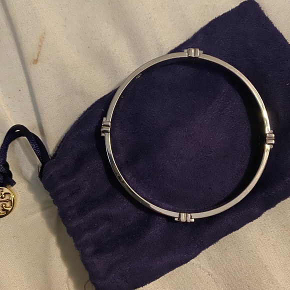 tory burch silver bracelet - Picture 2 of 4